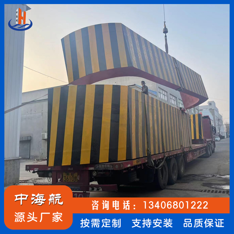 公路橋梁防撞墩